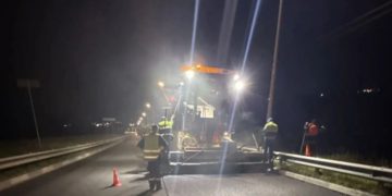 В Ульяновске за ночь уложили 250 тонн асфальта у Императорского моста
