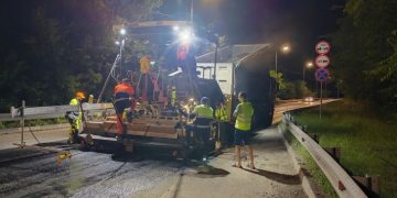 В Ульяновске досрочно завершили укладку асфальта на дамбе Императорского моста
