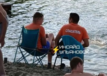 Ульяновские спасатели предотвратили гибель троих детей на пляже посёлка Борьба