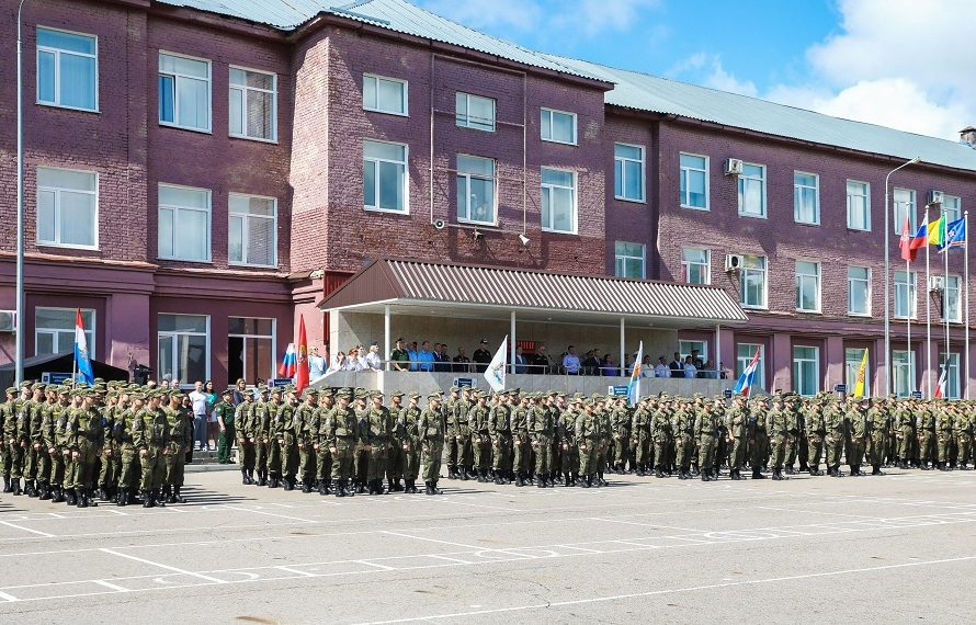 20 юнармейцев представляют Ульяновскую области на сборах «Гвардеец-2026» в Пензе